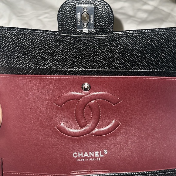 NWT CHANEL MEDIUM CLASSIC Double Flap bag - Picture 5 of 8